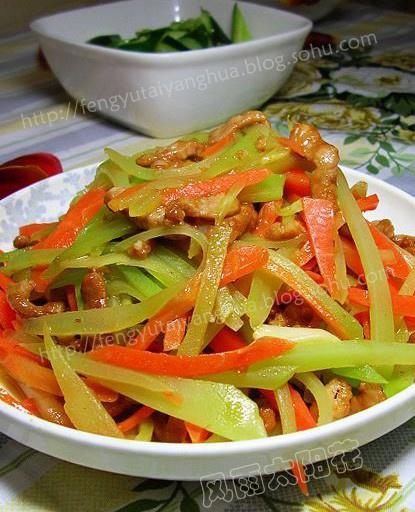 莴笋胡萝卜肉丝的做法