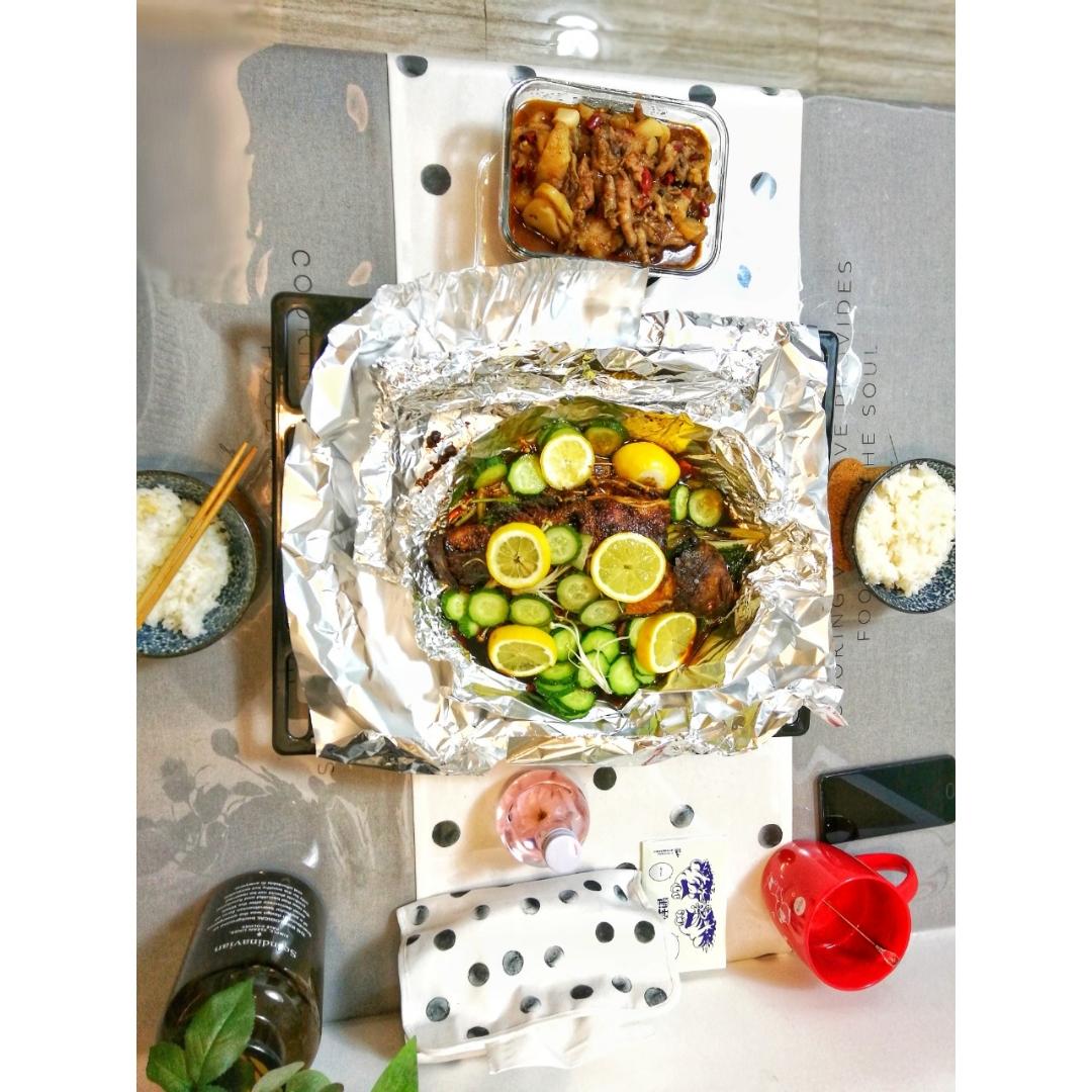 锡纸烤鲈鱼