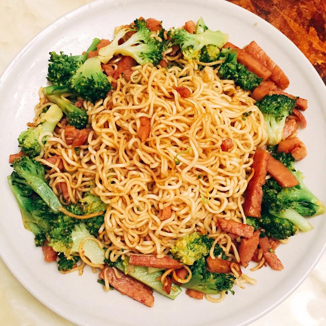 炒面（方便面）