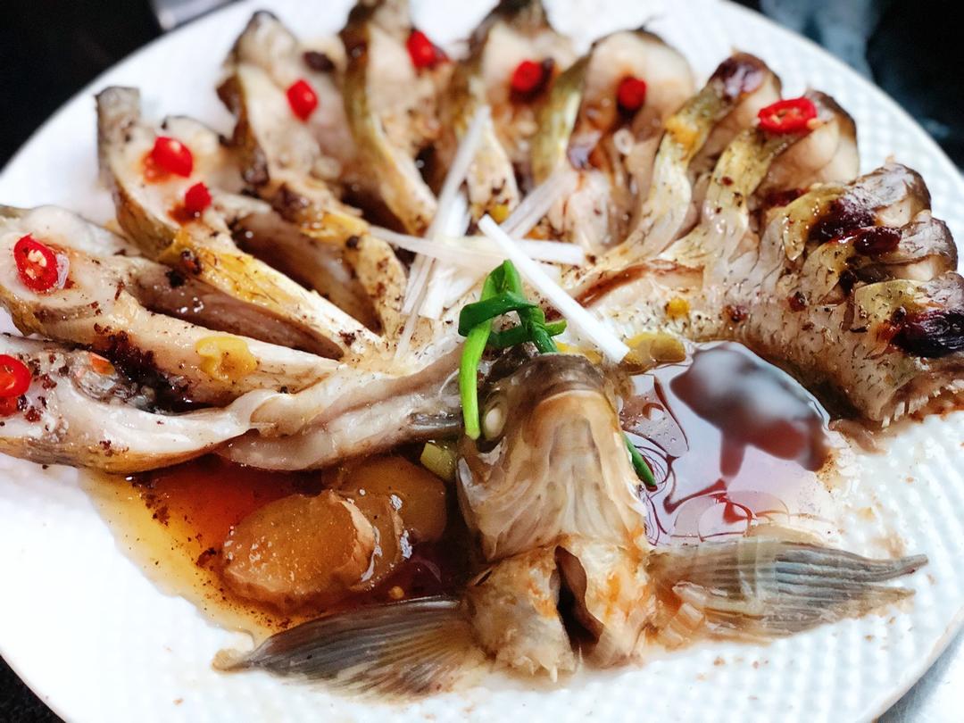 年夜饭的颜值担当<孔雀开屏鱼>