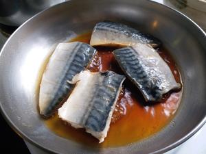 韩式泡菜煮鲭鱼的做法 步骤3