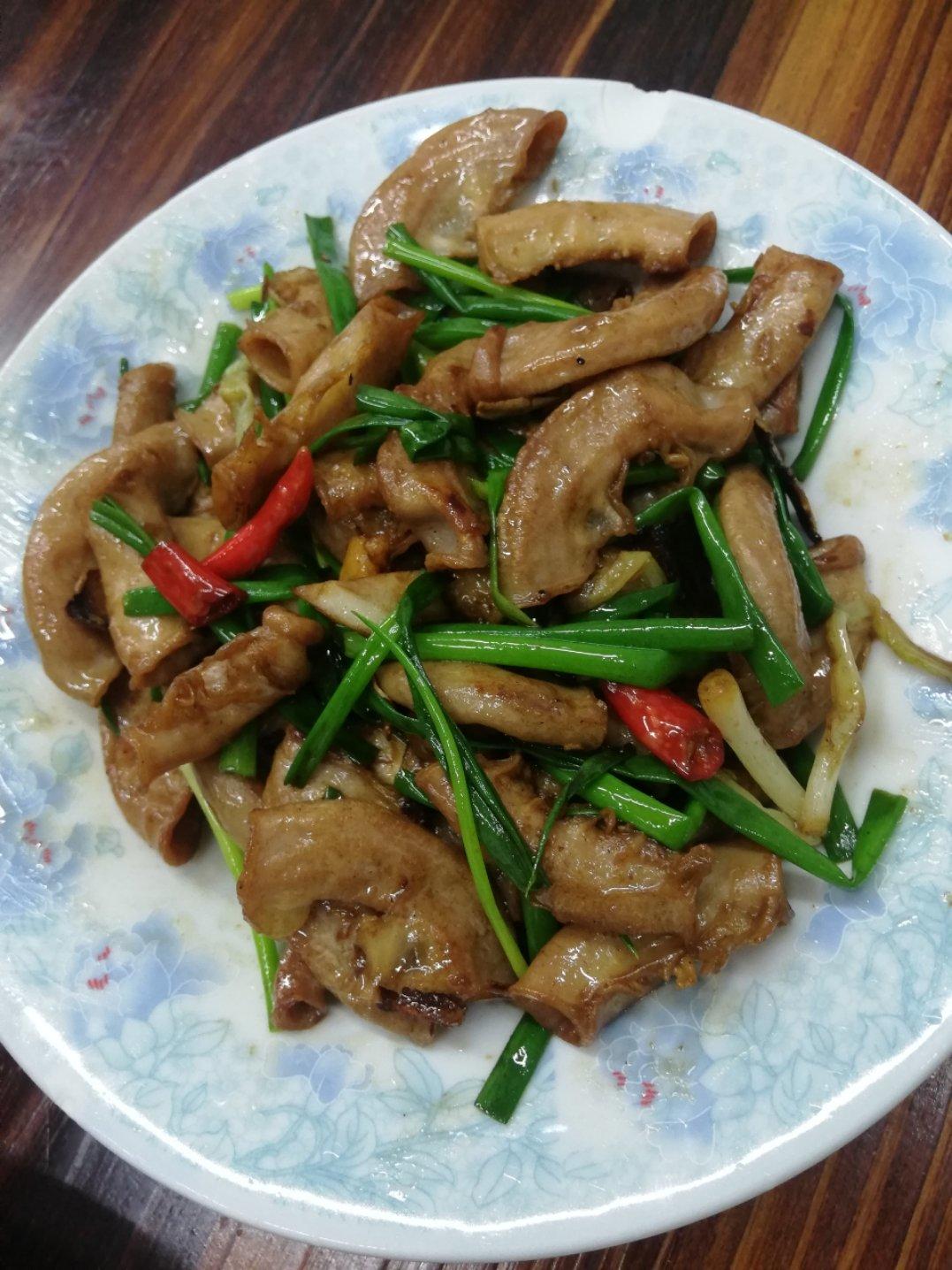 香爆肥肠
