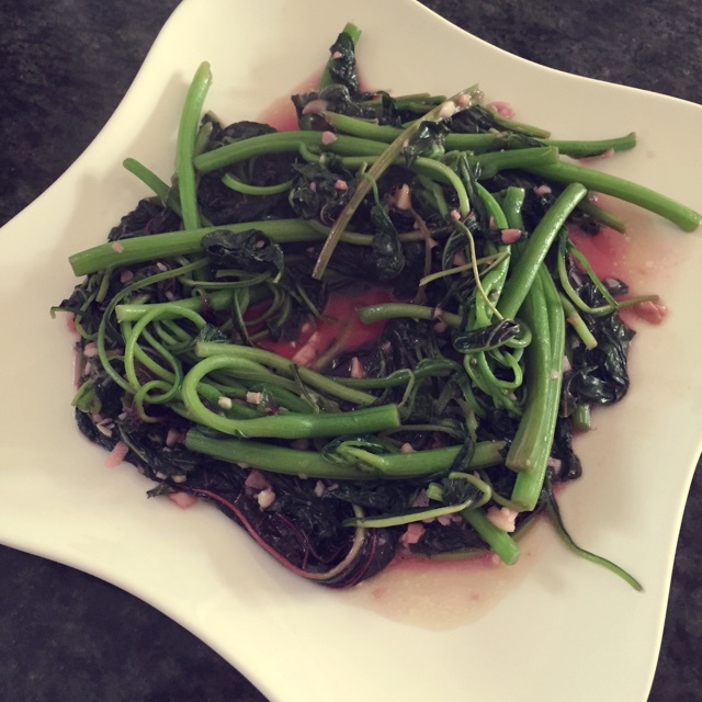 清炒红苋菜