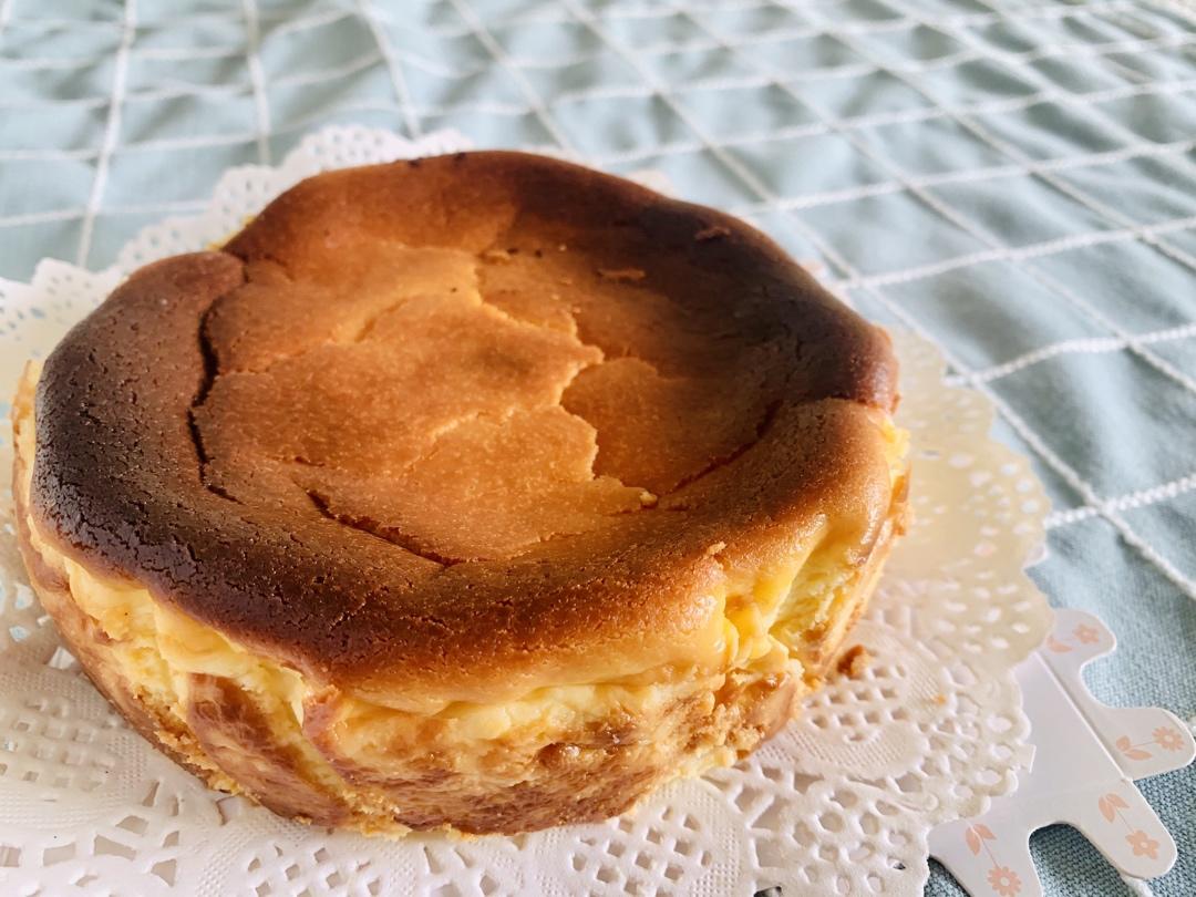 快手的网红basque cheesecake巴斯克焦芝士蛋糕