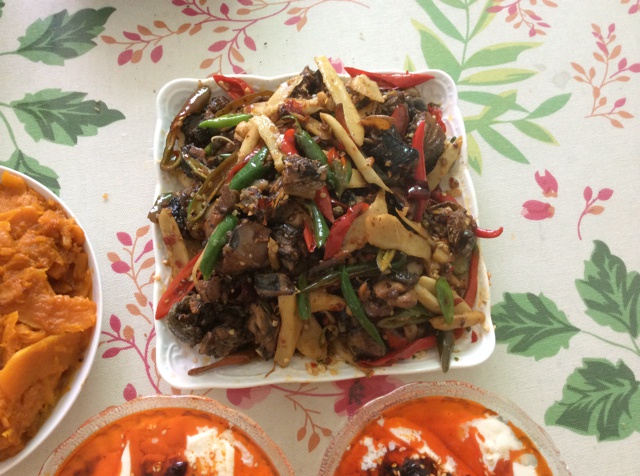 仔姜炒鸡
