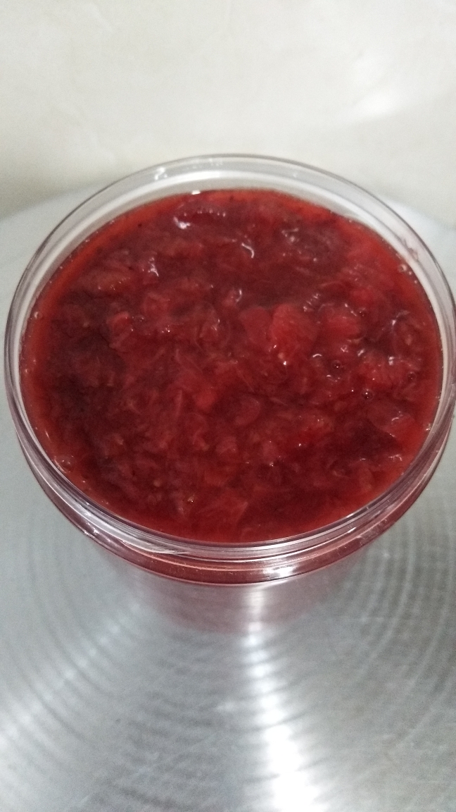兰焙坊的草莓覆盆子果酱慕斯的做法 步骤1