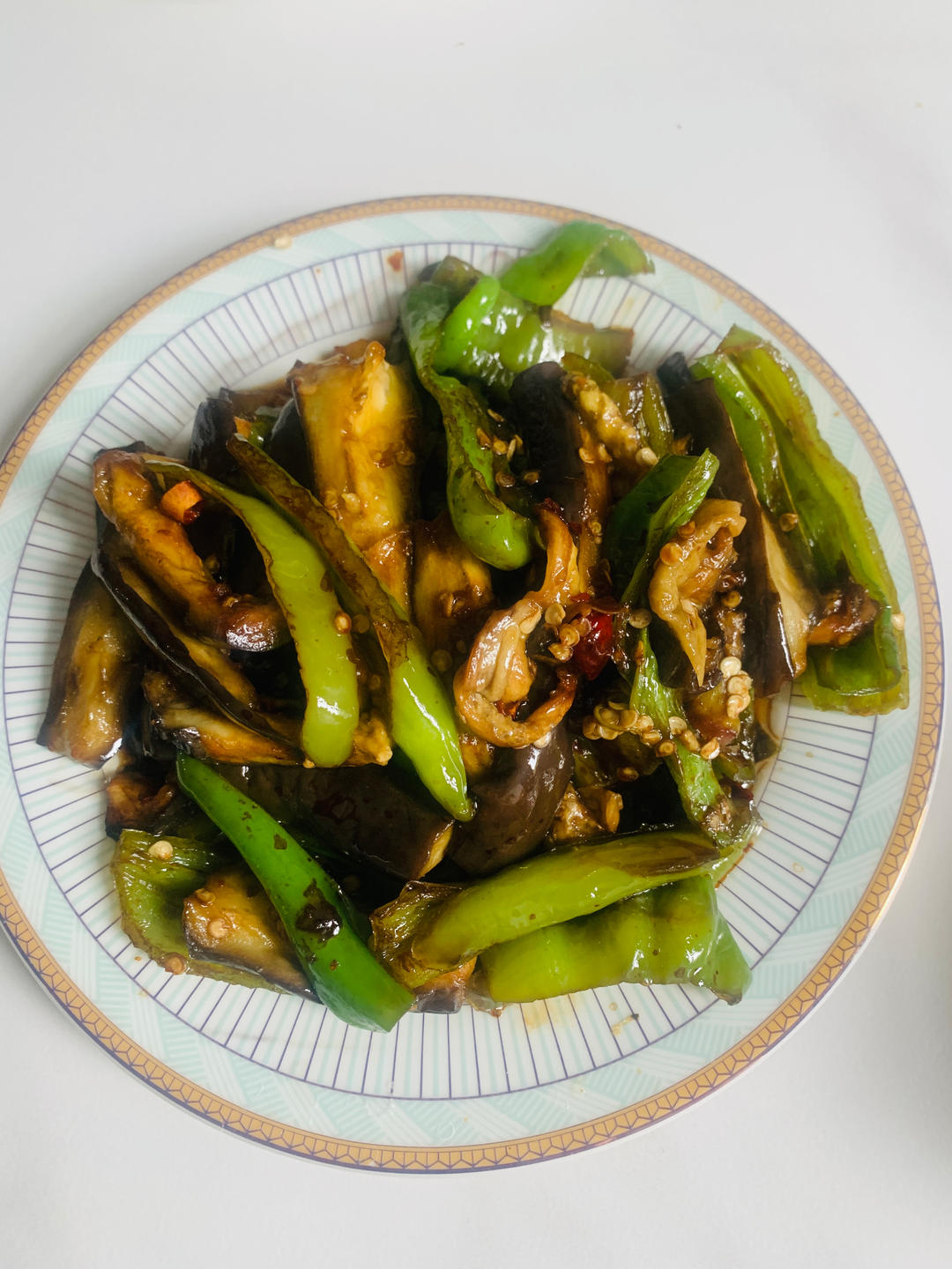 巨下饭辣椒炒茄子