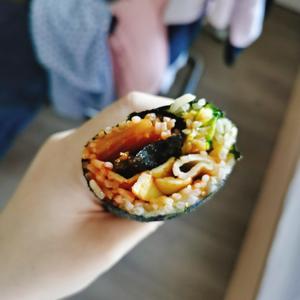 保姆级教程—不用卷竹帘和保鲜膜也能做的新手友好版韩式紫菜包饭KimBap김밥的做法 步骤11
