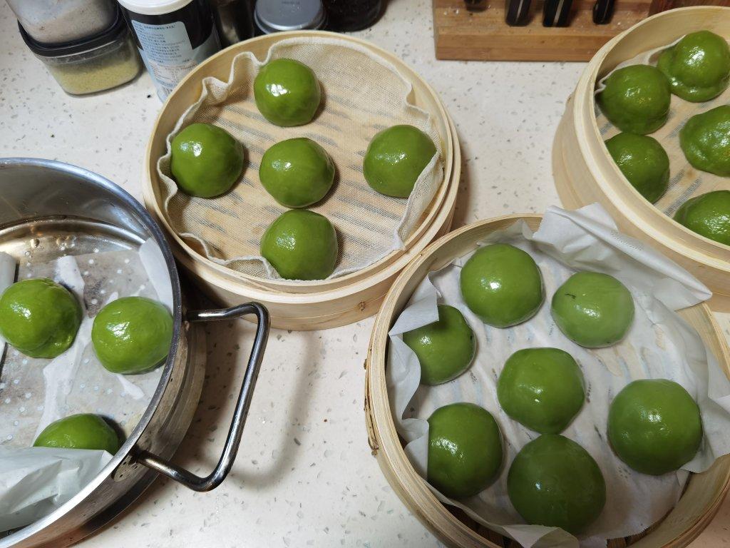 网红青团～～咸蛋黄肉松青团