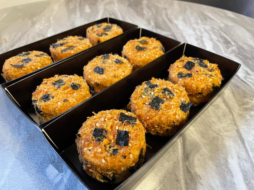 美味海苔肉松小贝