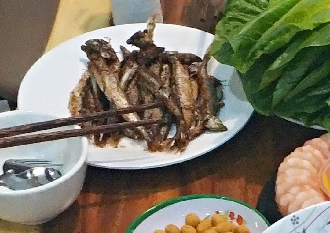 香煎多春鱼