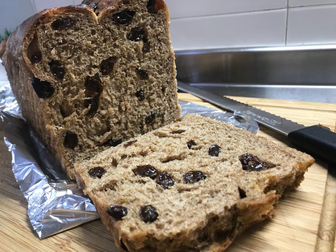 香浓葡萄干肉桂吐司