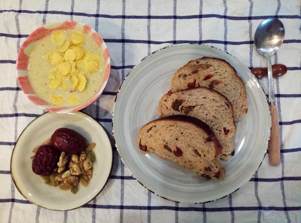 黑麦核桃红糖面包