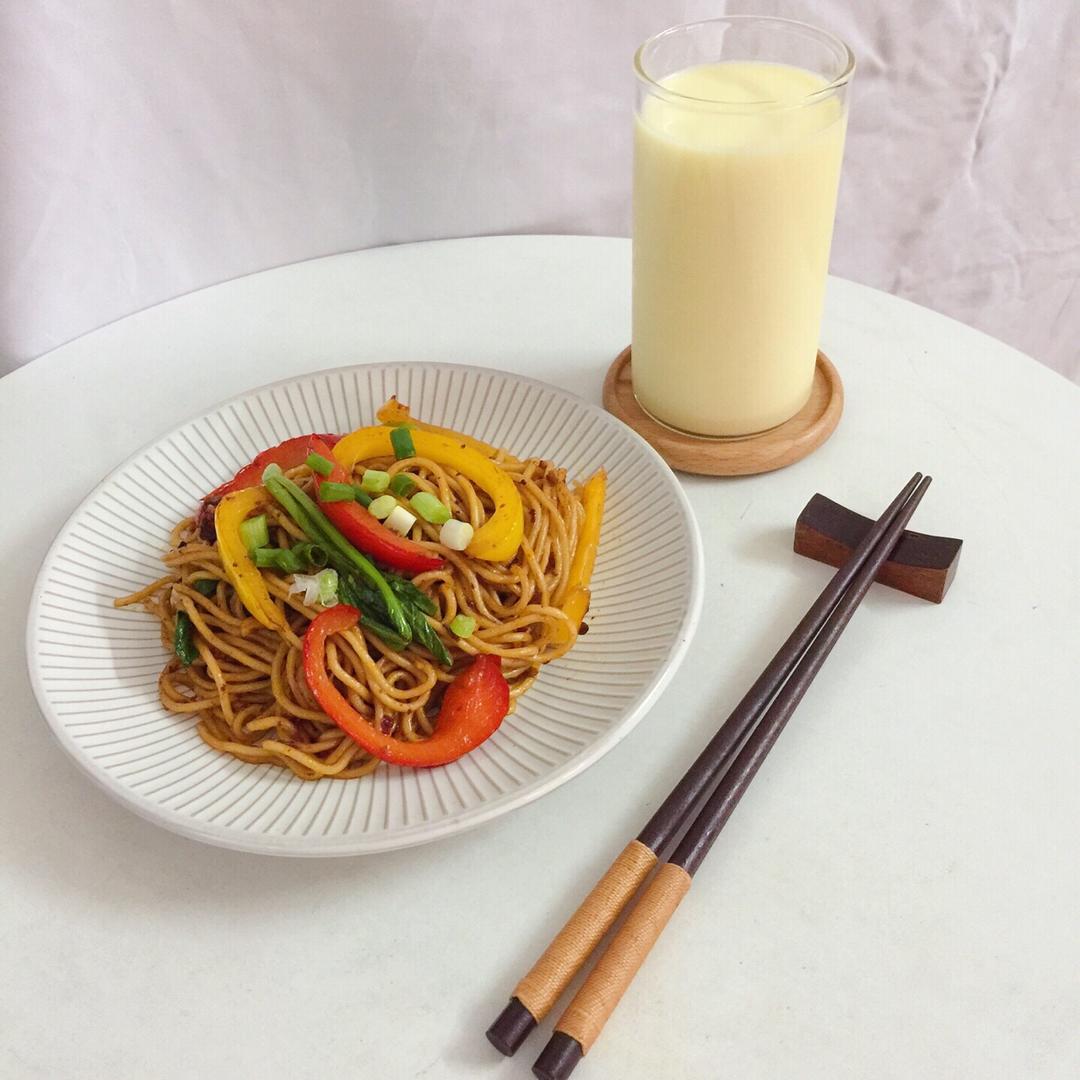 鲜虾番茄意大利面