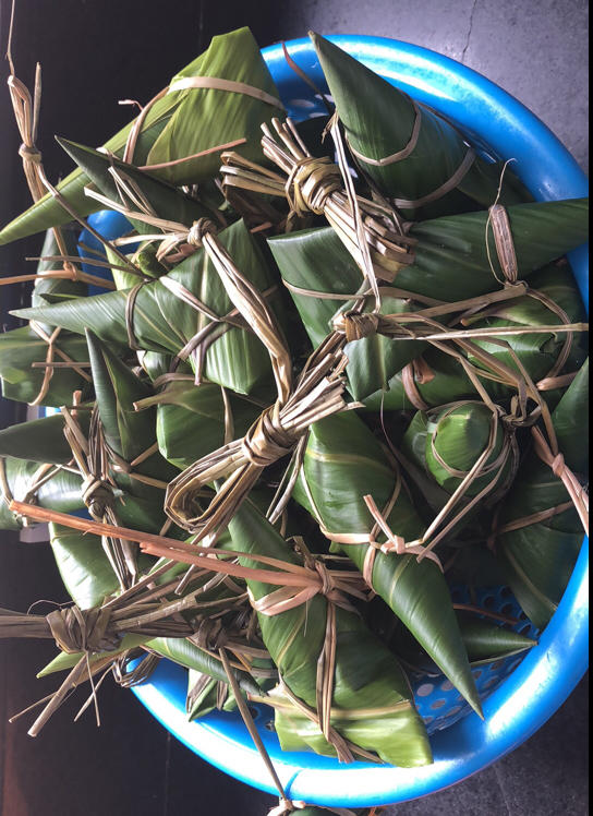 冰凝尘下做的包粽子