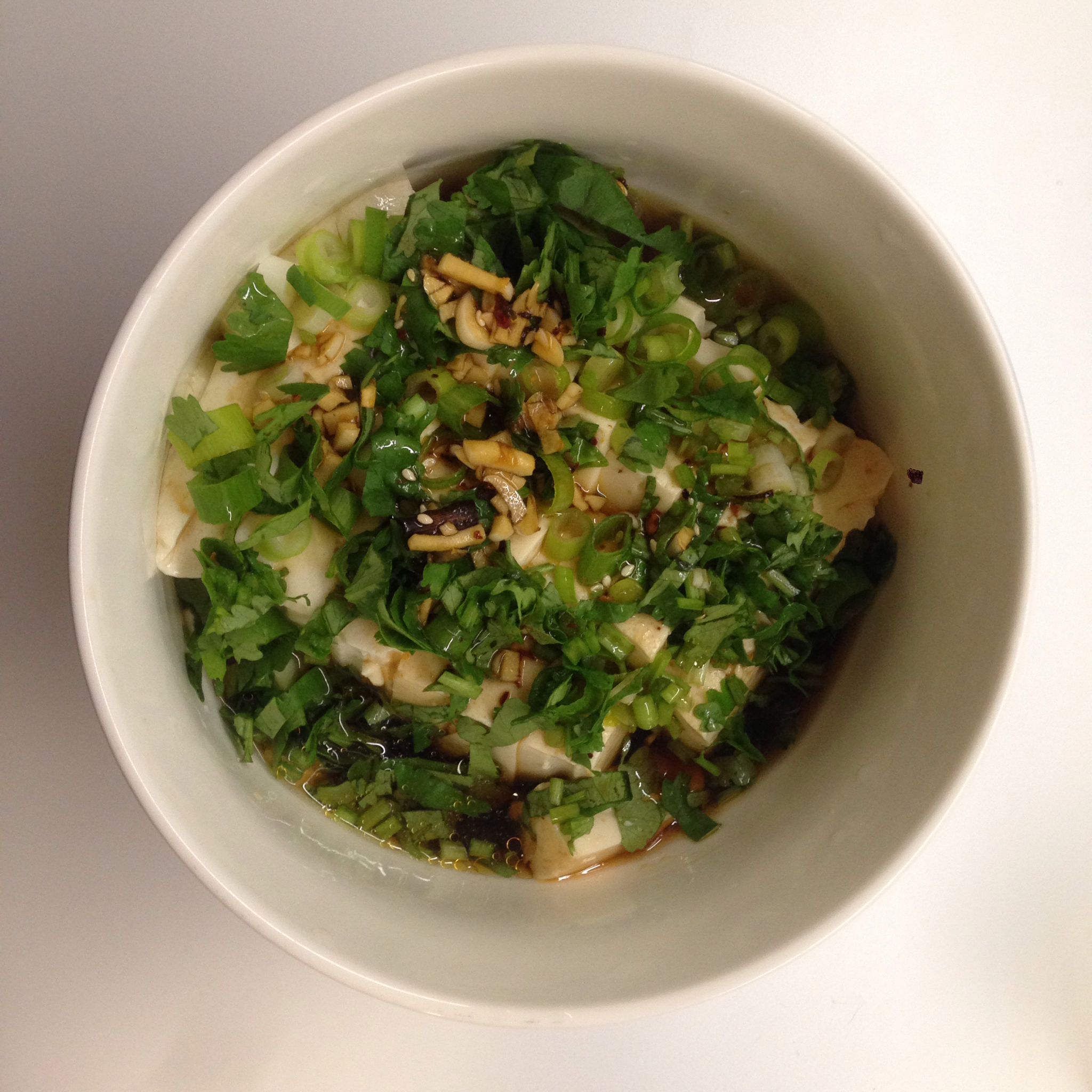 香菜小葱拌豆腐