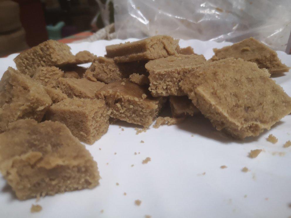 蒸马拉糕，3分钟拌好面糊上锅一蒸，又软又香，比蛋糕可简单多了