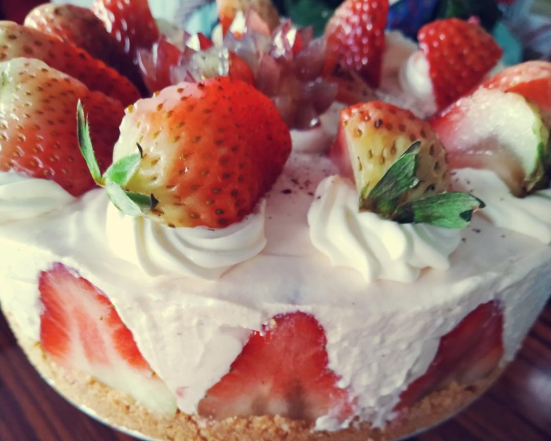 草莓慕斯蛋糕8寸（超简单）