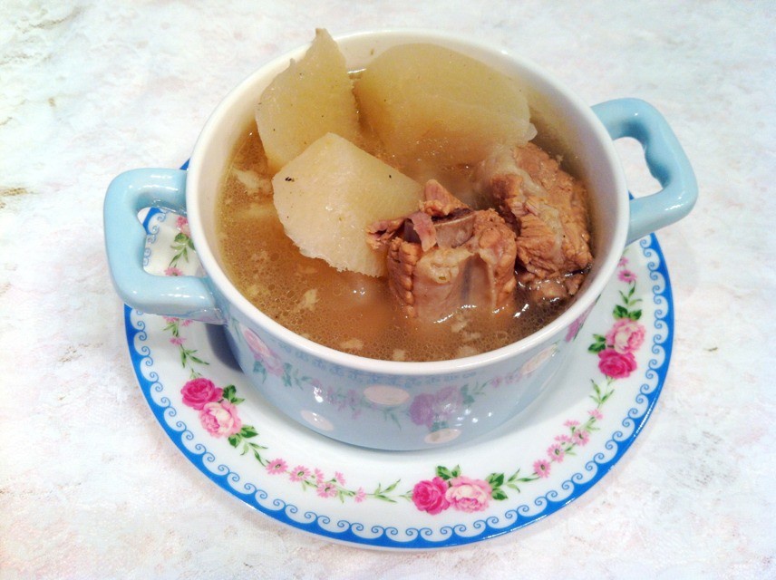 萝卜小排汤