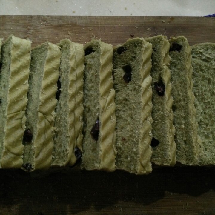 抹茶蔓越莓土司