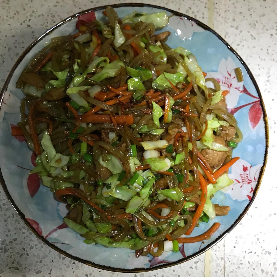 包菜炒粉丝