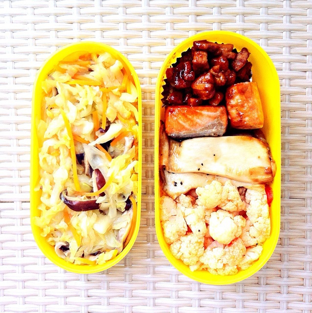 来个谱放午餐盒