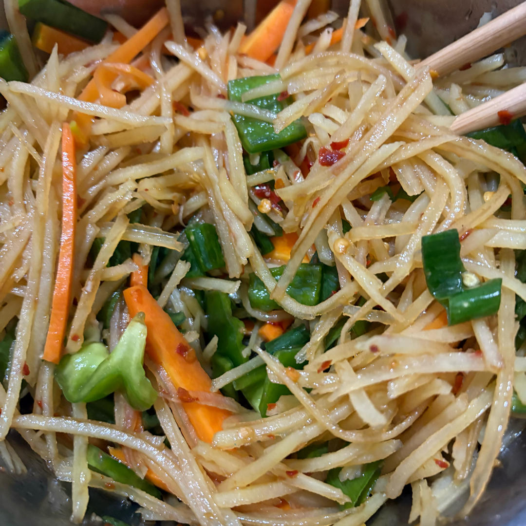 凉拌酸辣土豆丝