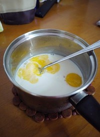 松化椰奶鸡蛋挞的做法 步骤2