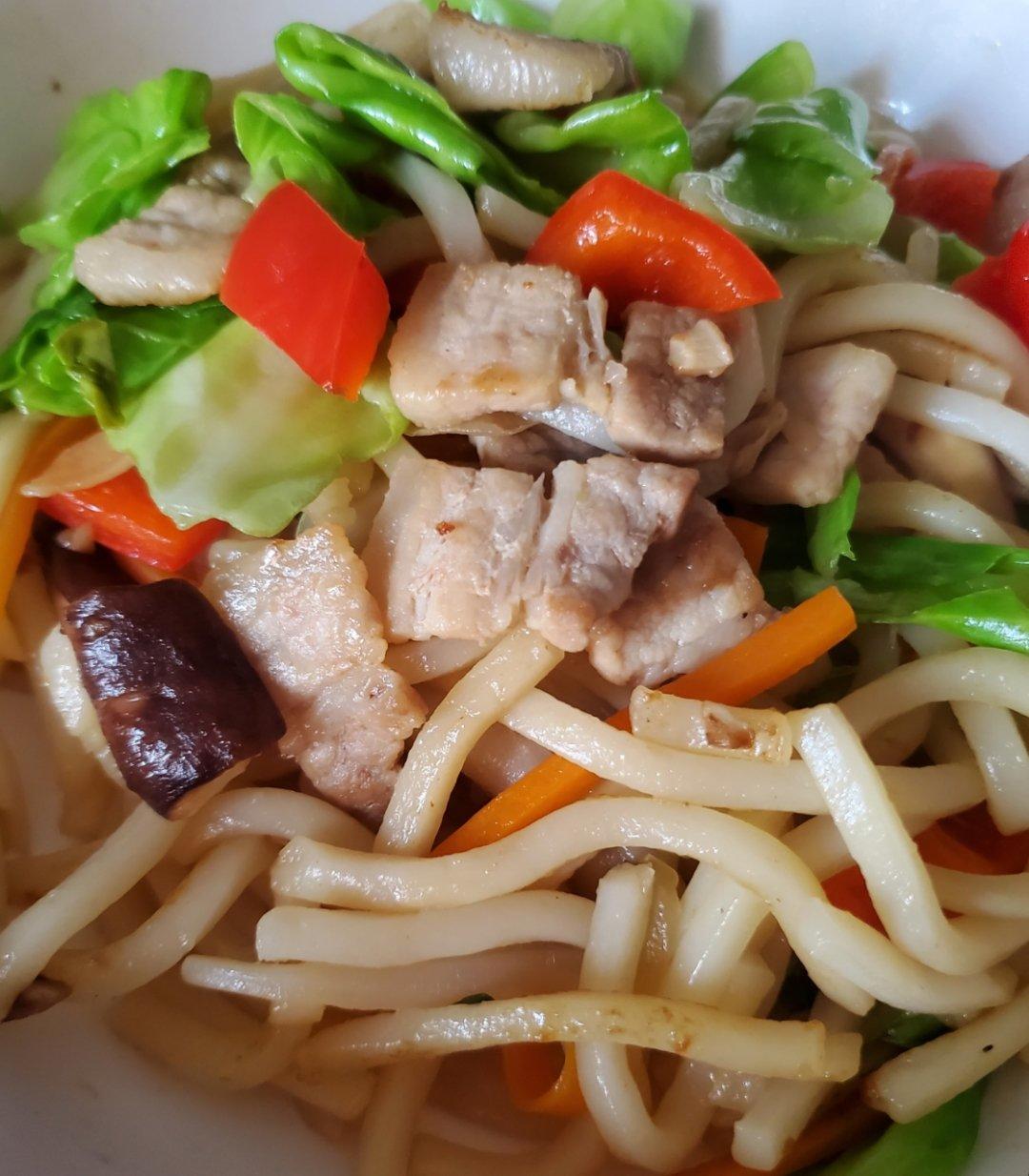 【曼达小馆】居酒屋系列：猪肉炒乌冬与烧酒
