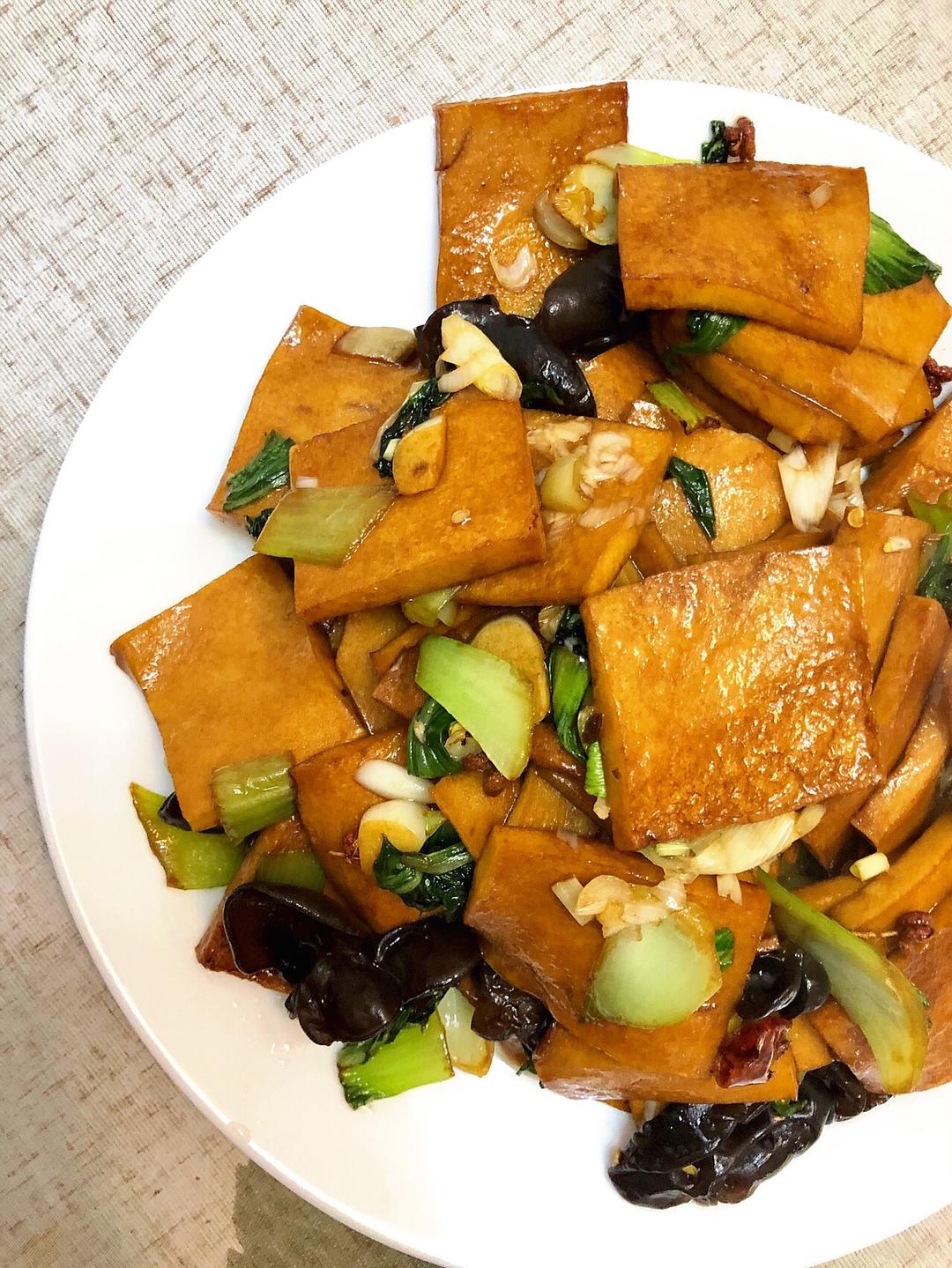 秒杀红烧肉，虎皮千叶豆腐也太下饭了！的做法