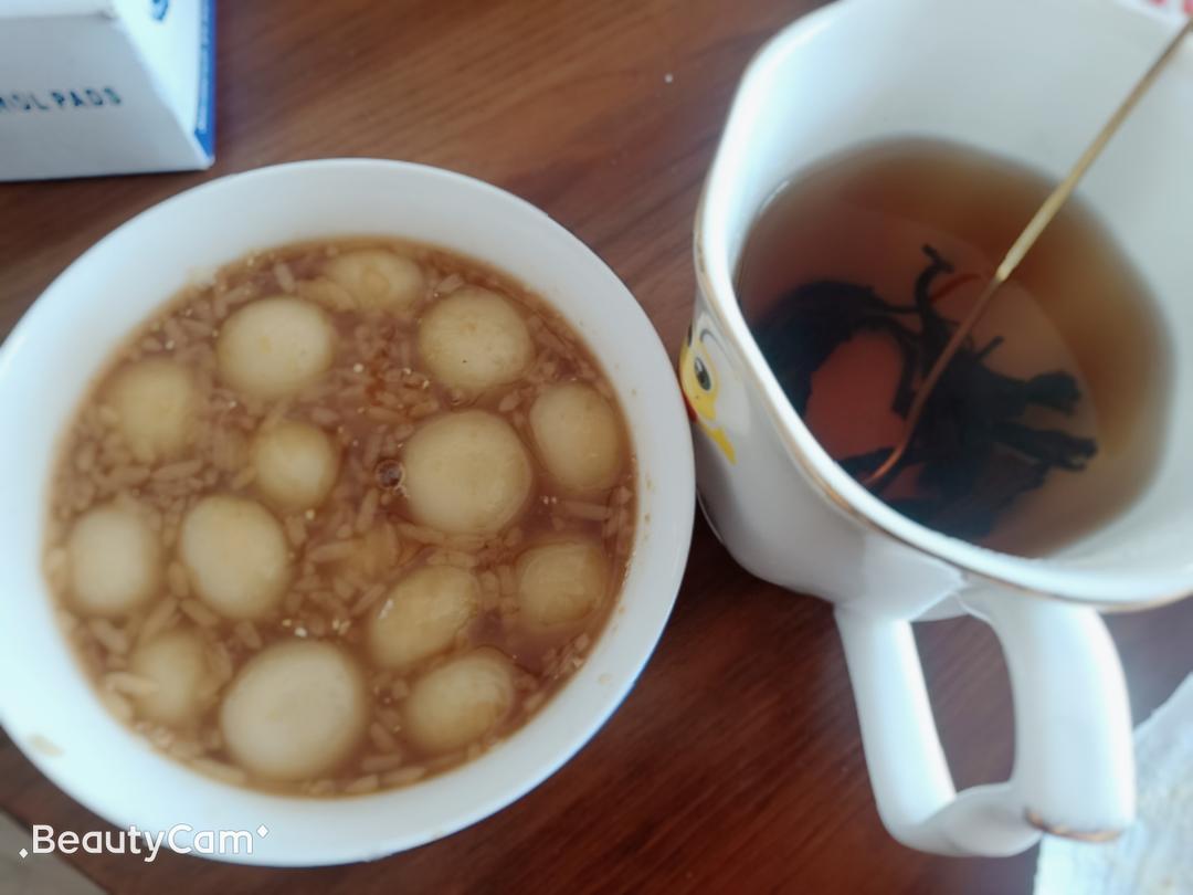 红糖酒酿小圆子