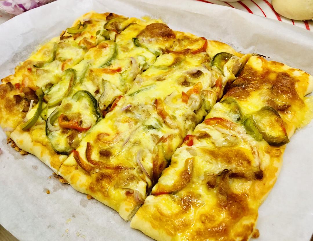 普通面粉也可以做好吃的脆底披萨🍕【家庭低卡鸡胸肉披萨】9寸，裂墙推荐！！！的做法