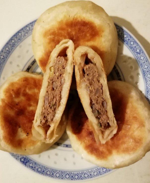 洋葱牛肉馅饼