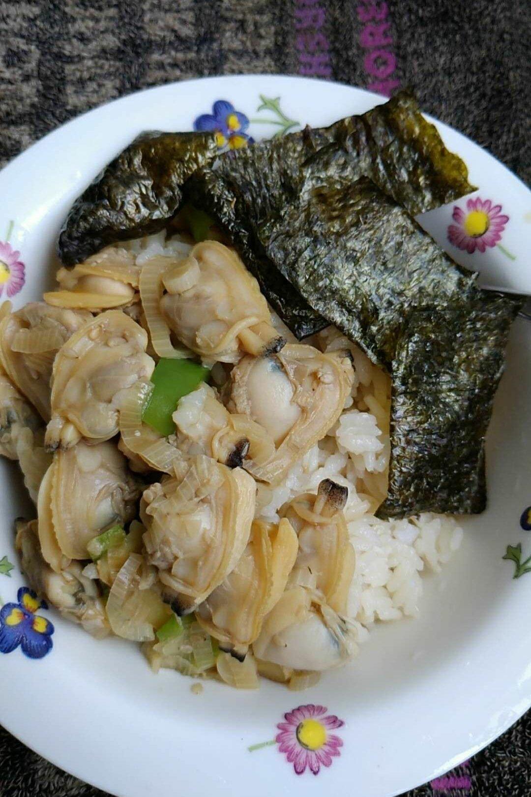 柳川丼（味噌蛤蜊饭）