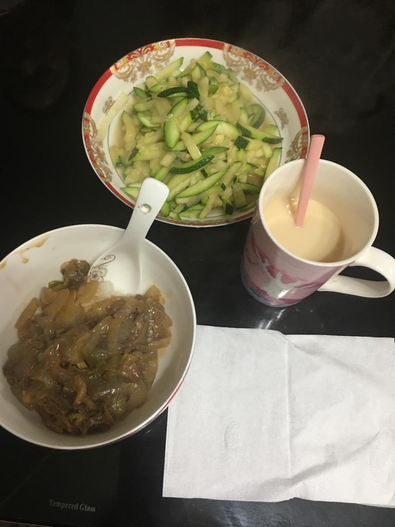 香浓嫩滑无味精的肥牛饭—赛过吉Y家（详细）