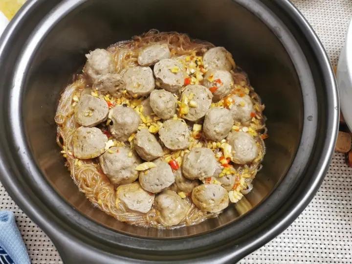 沙茶牛肉粉丝煲