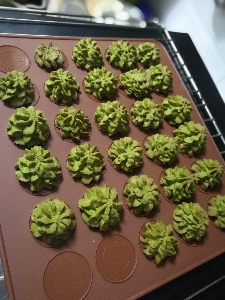 被业界猜了很久的网红牛油小花曲奇配方，酥的掉渣