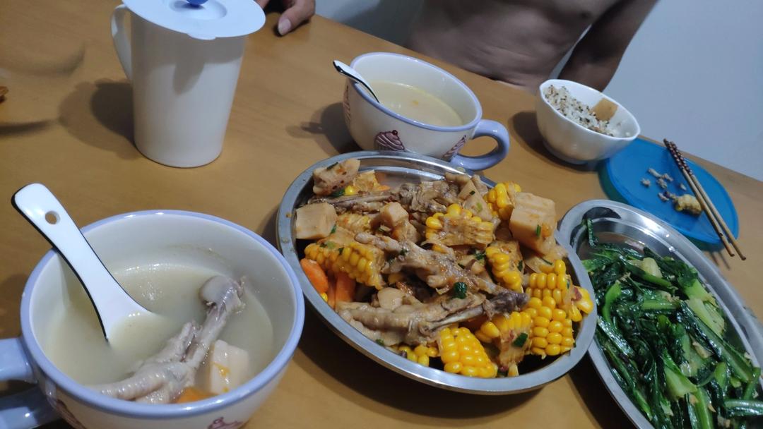 秋冬靓汤——莲藕鸡脚汤