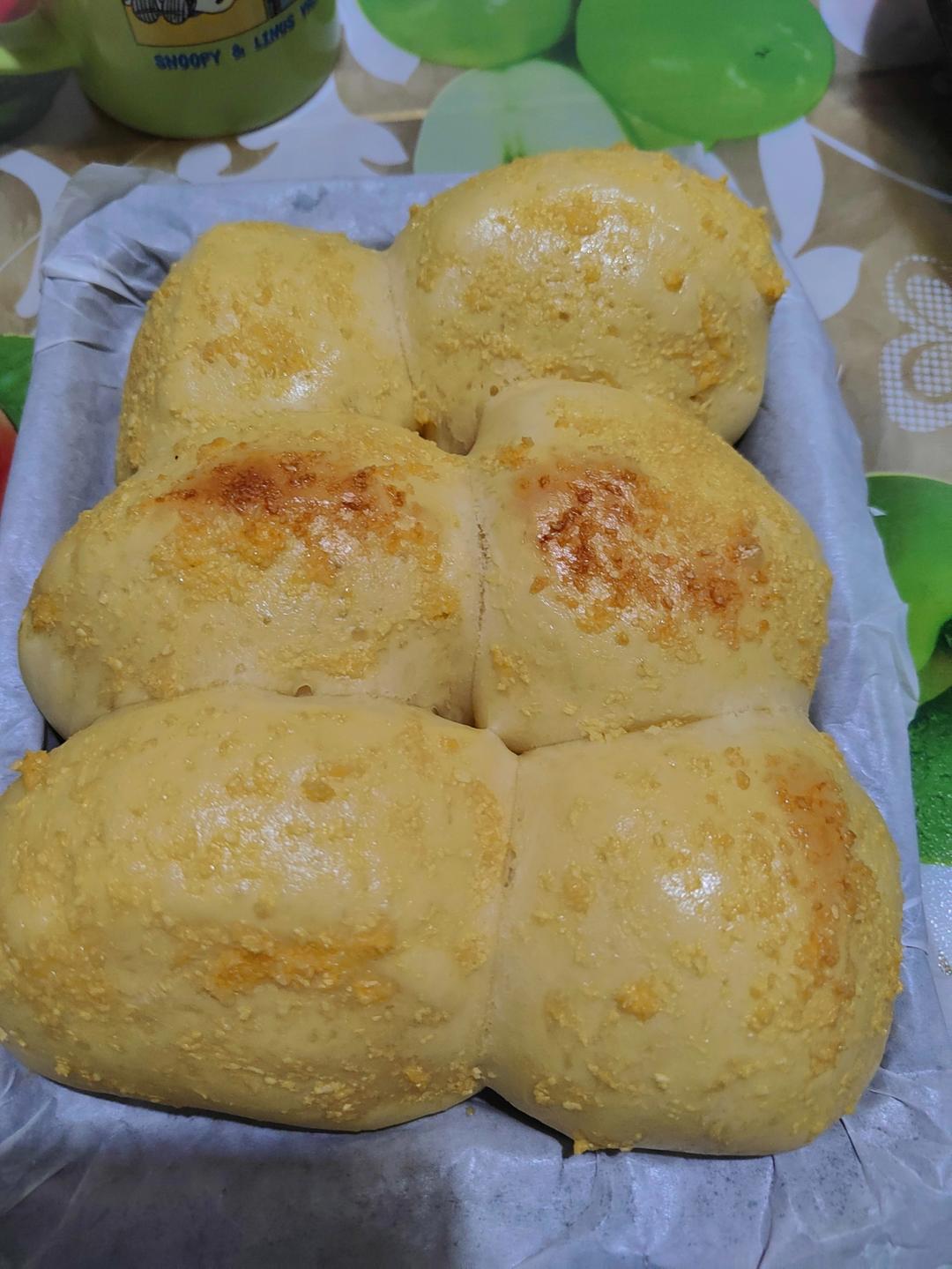 不用揉面的软萌烤面包