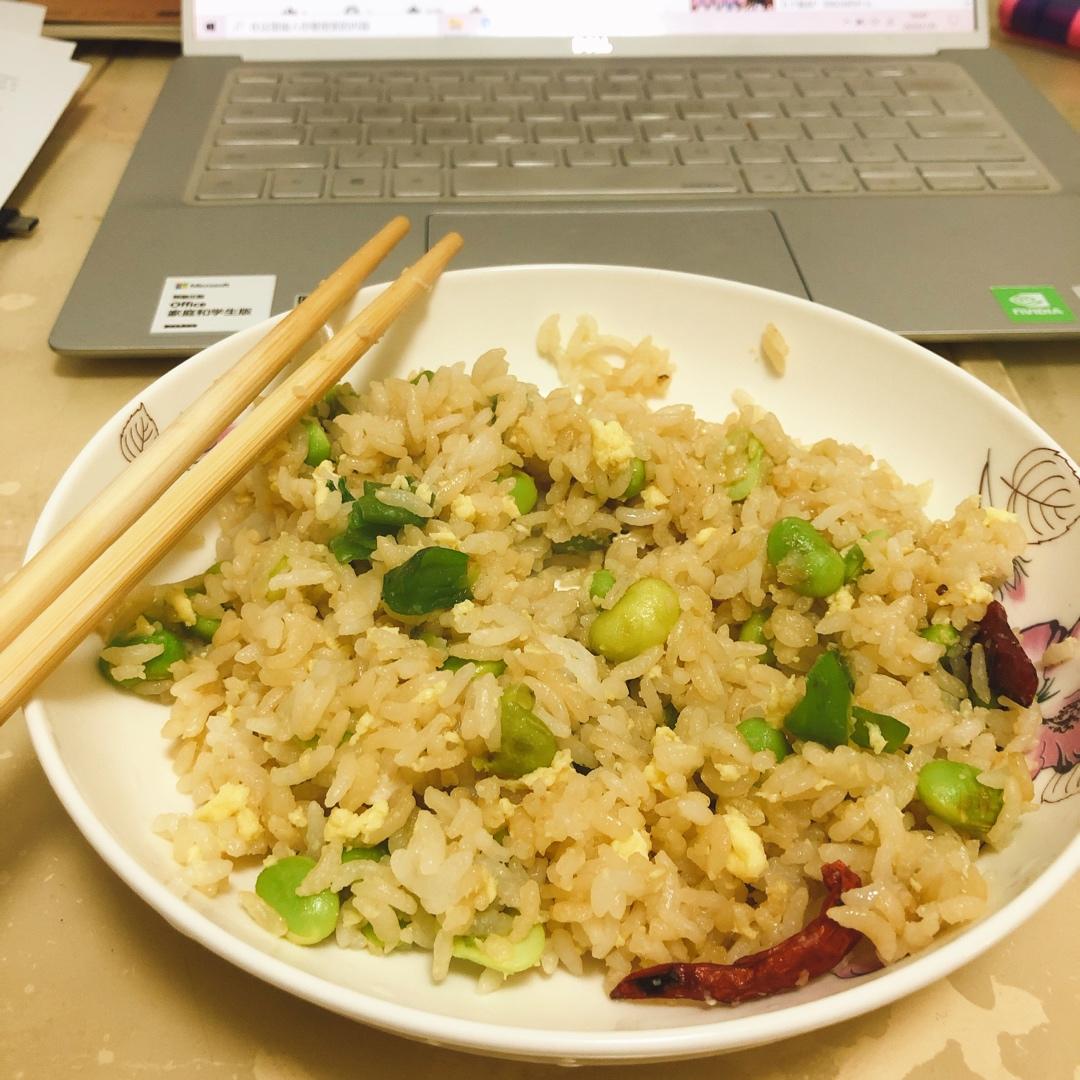 好吃到停不下来的酱油蛋炒饭