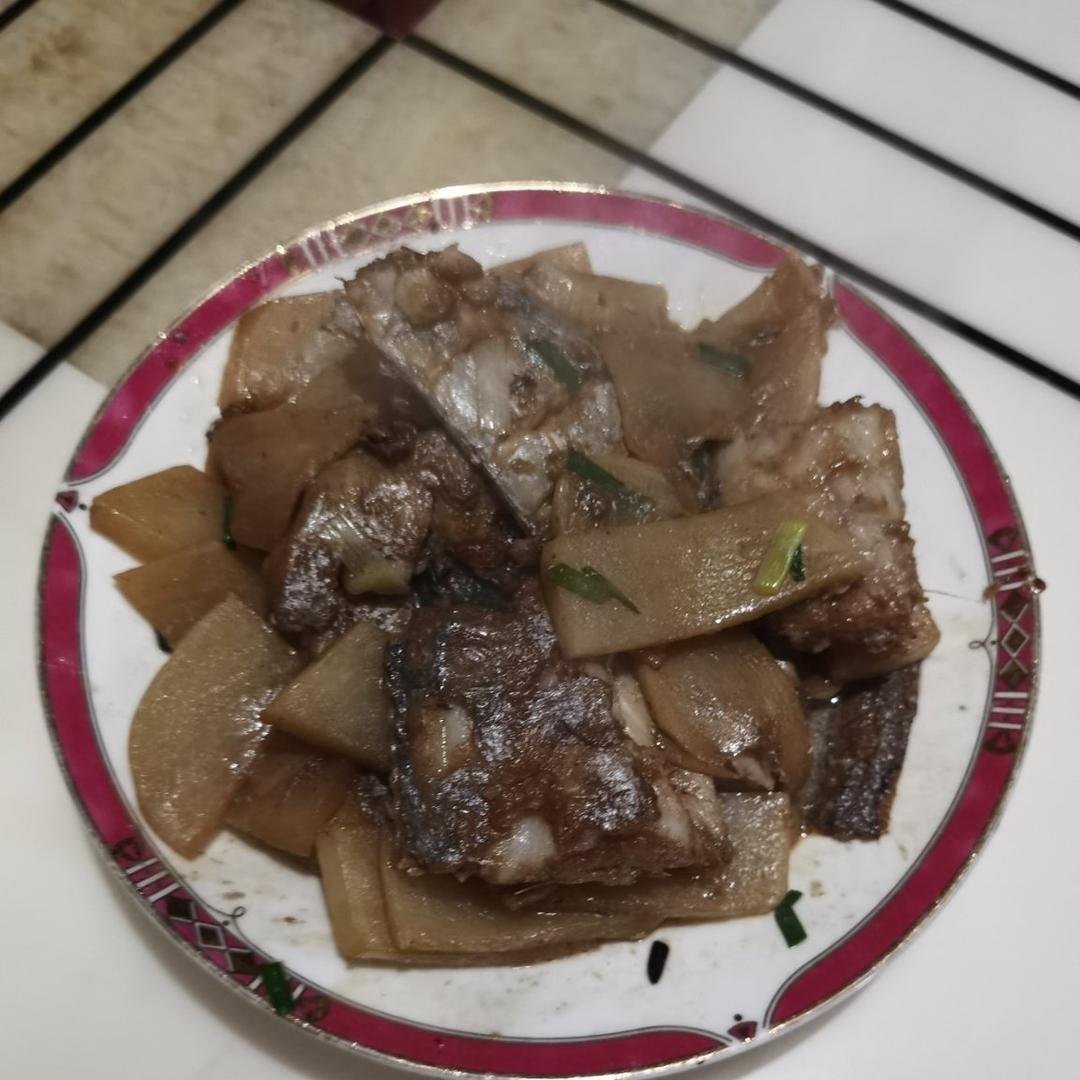 儿时的味儿——盘菜焖带鱼