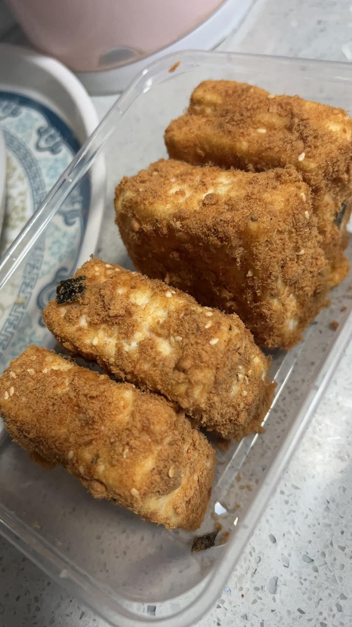 爆浆肉松小贝