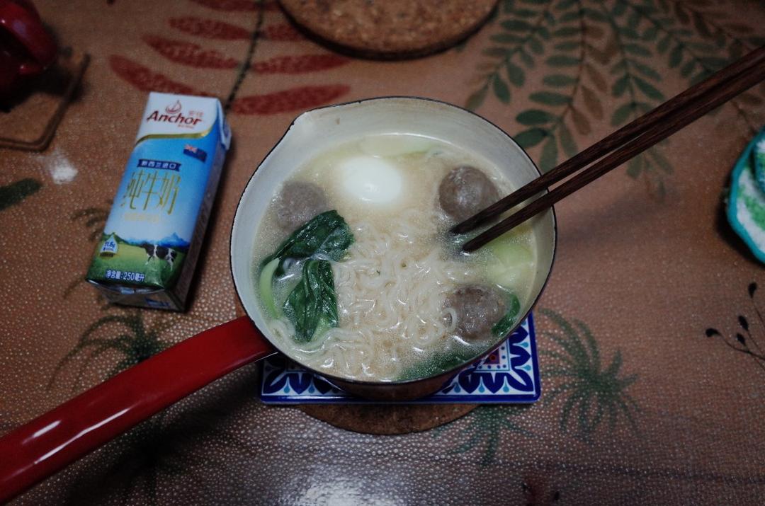 认真吃饭 才不会胖