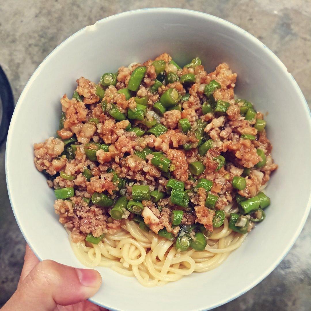 肉末豆角盖浇面