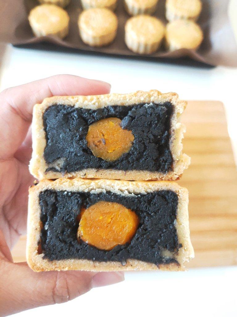 广式蛋黄月饼（75克、50克、各种规格都有）