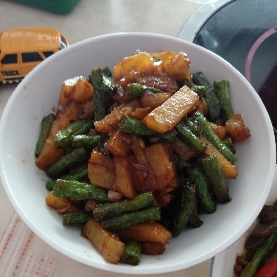 干煸豆角土豆