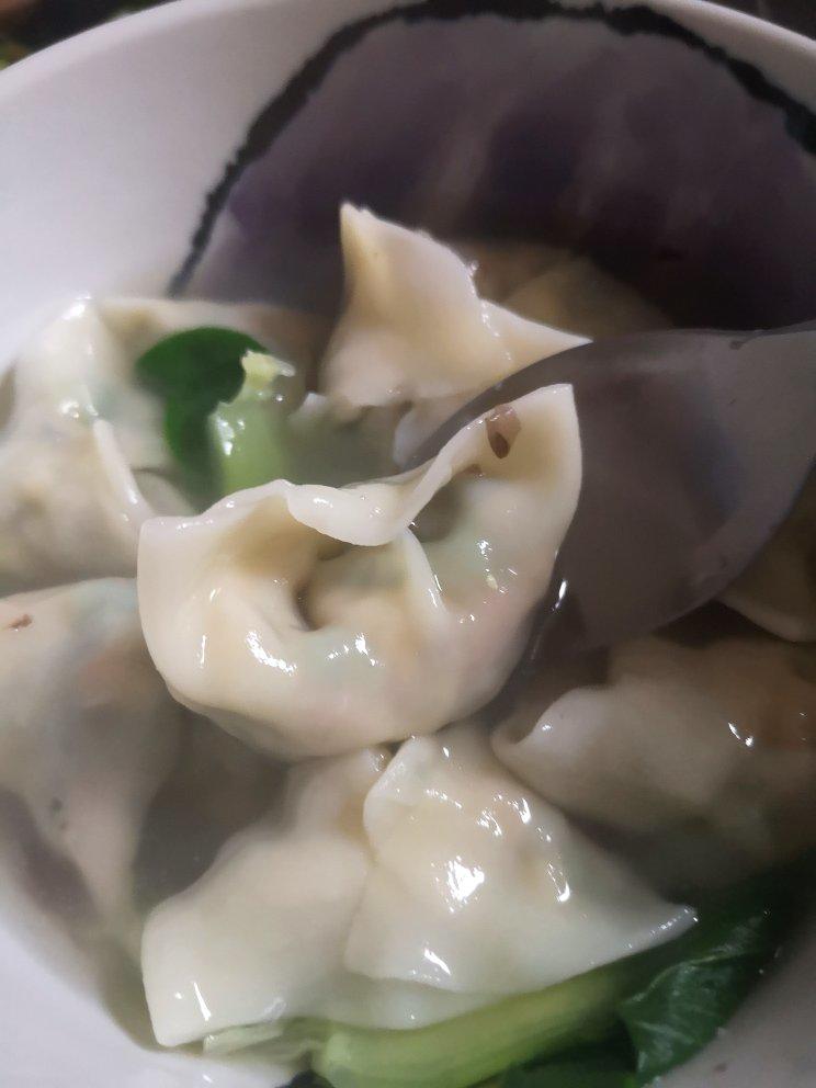 荠菜素馄饨