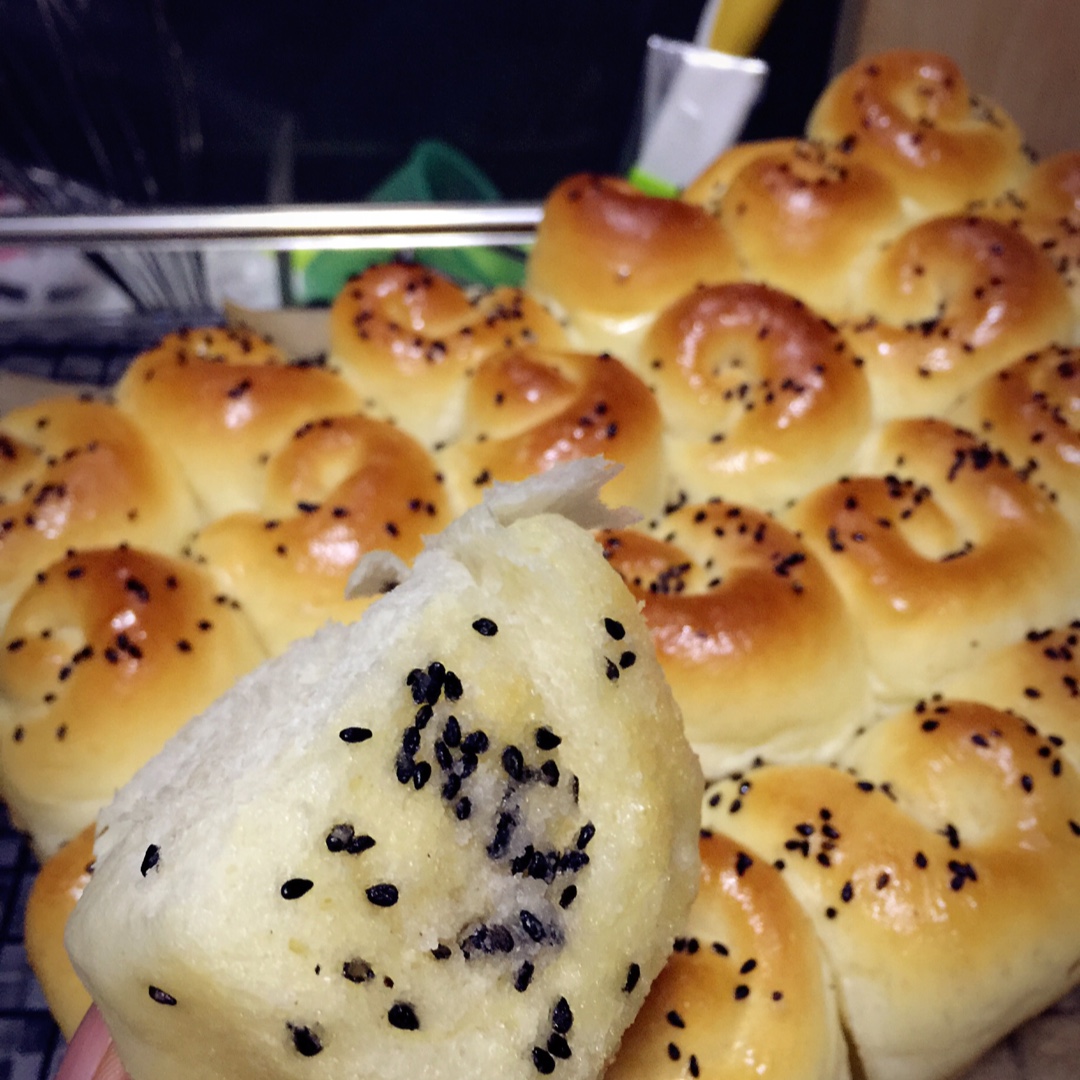 脆底蜂蜜小面包