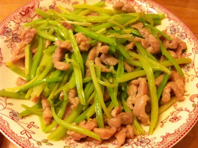 芹菜肉丝