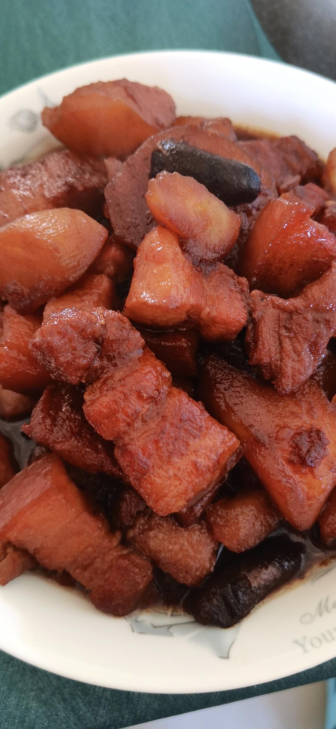 不焯水不放油的家常红烧肉